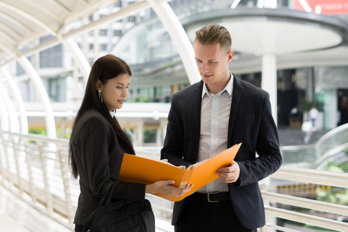 Appraiser explaining the validity of commercial appraisal