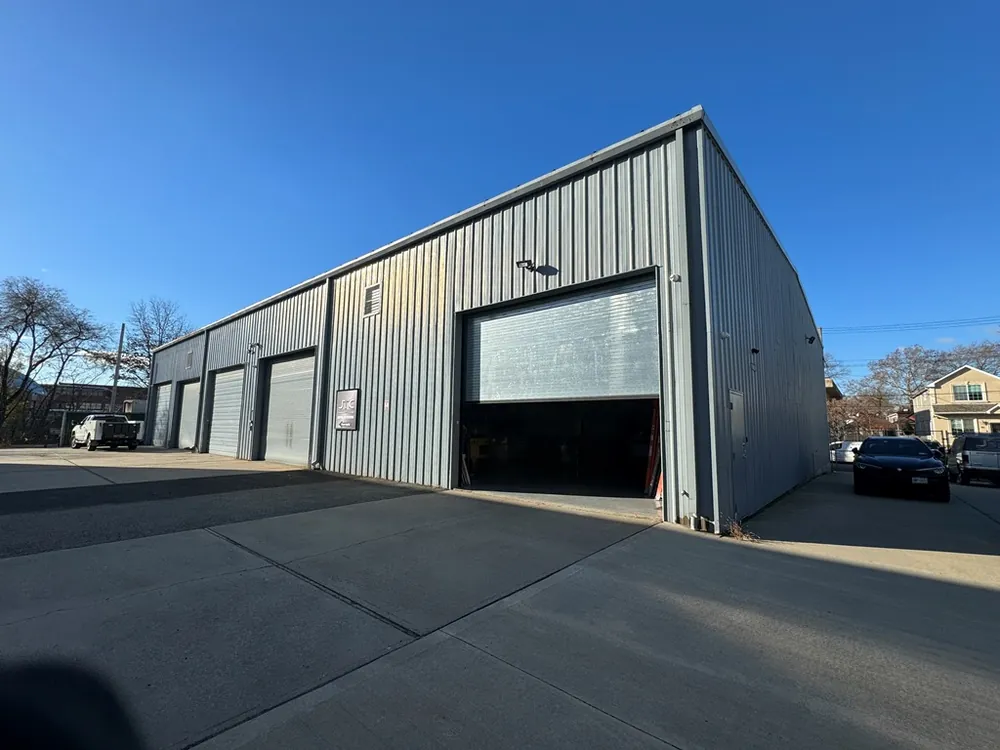Industrial warehouse building for commercial real estate appraisal