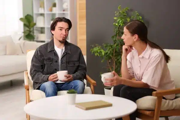 Man and woman discussing divorce appraisal