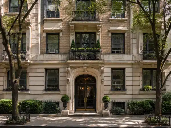 Manhattan co-op building relevant to a New York estate appraisal